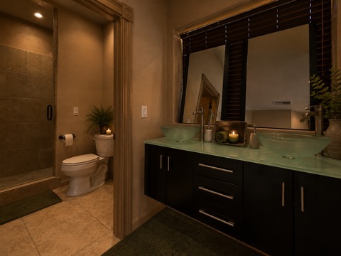 Second-Floor Master Bath — Never a Wait Before Tee Time — The Albatross 11-bedroom golf mansion near Wolf Creek, Mesquite NV