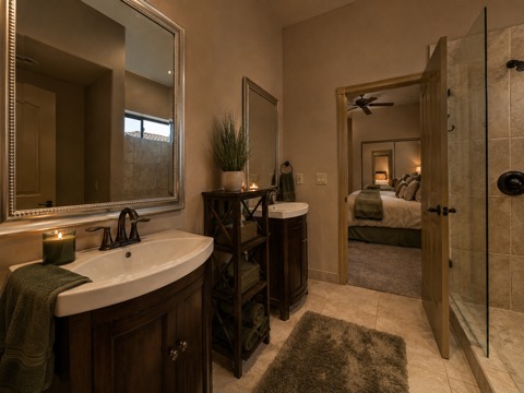 Second-Floor Jack & Jill Bath — Stocked with Towels — The Albatross 11-bedroom golf mansion near Wolf Creek, Mesquite NV